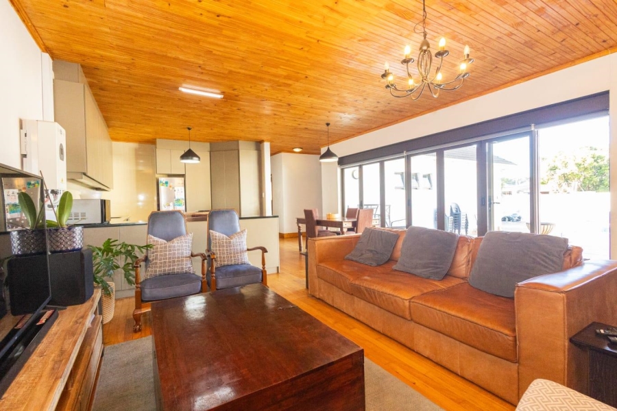 To Let 3 Bedroom Property for Rent in Fairfield Estate Western Cape